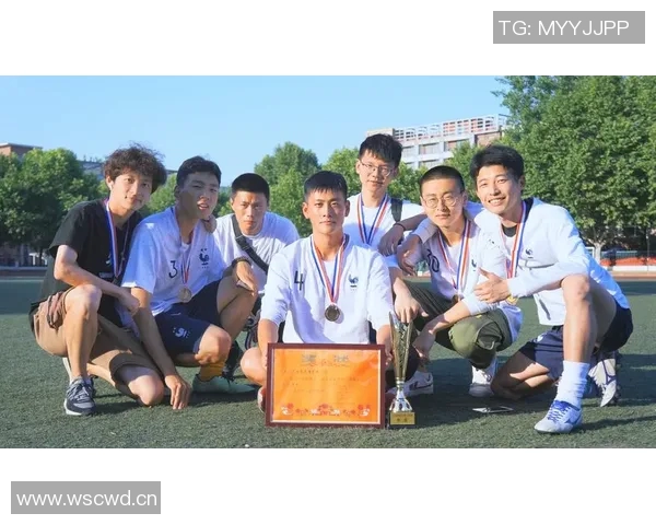 成都足球队在全国耐力排行榜中荣登第六名展现出色体能与拼搏精神